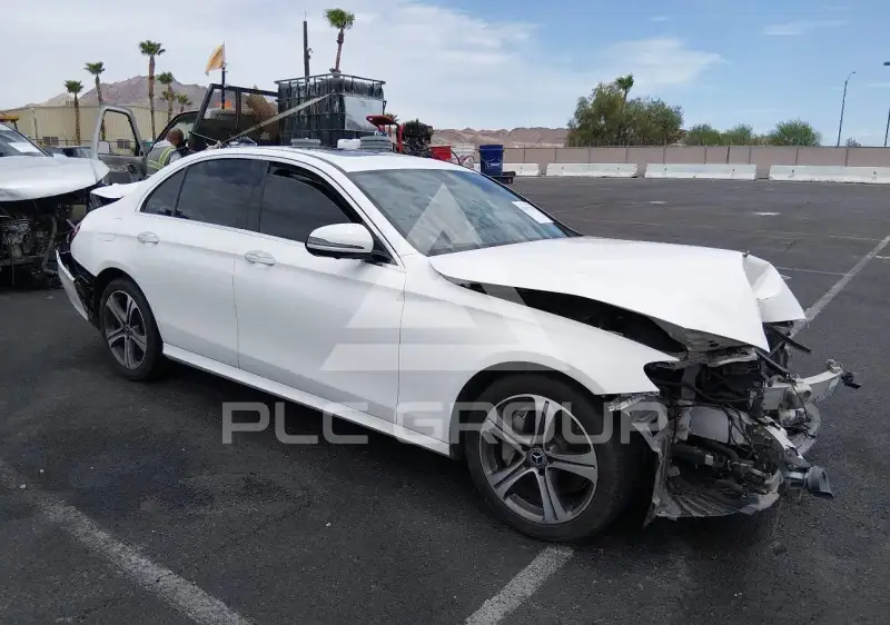 2020 Mercedes Benz E 350 photo