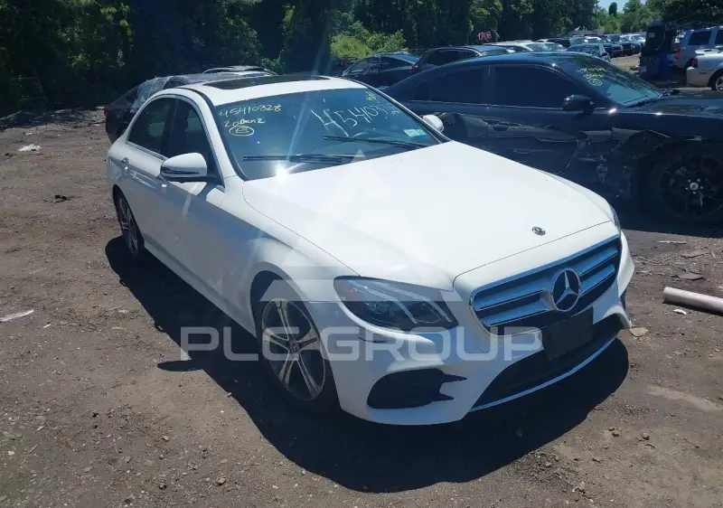2020 Mercedes Benz E 350 фото