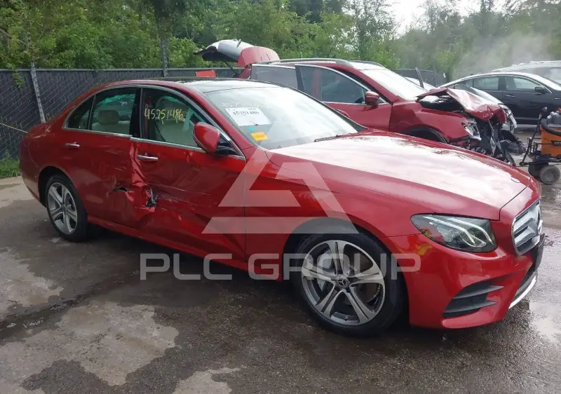 2020 Mercedes Benz E 350 фото