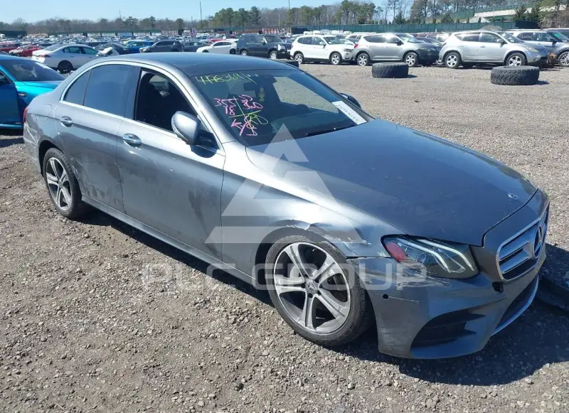2020 Mercedes Benz E 350 фото