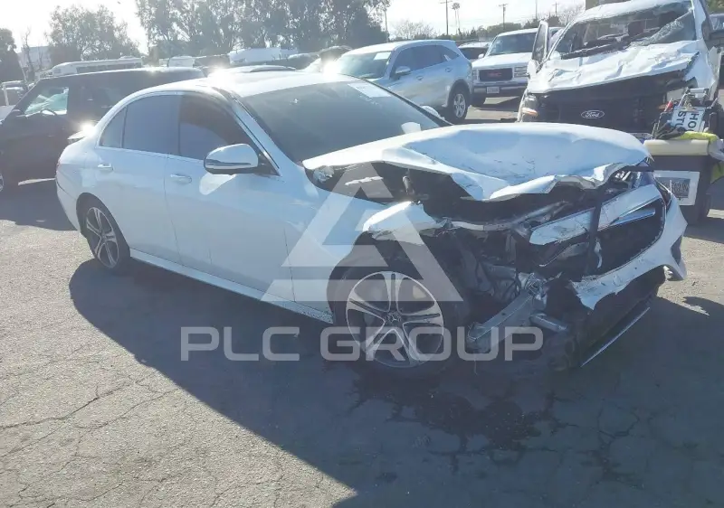 2020 Mercedes Benz E 350 фото