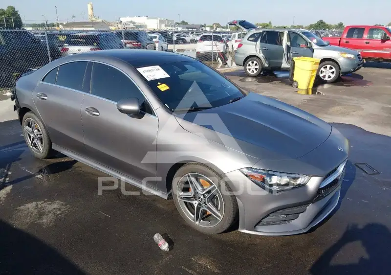 2020 Mercedes Benz CLA 250 фото
