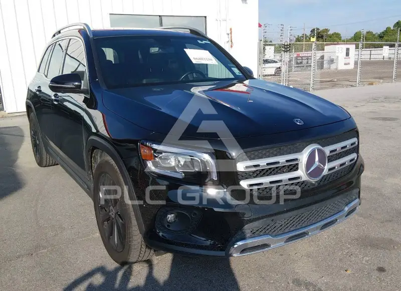 2020 Mercedes Benz GLB 250 фото