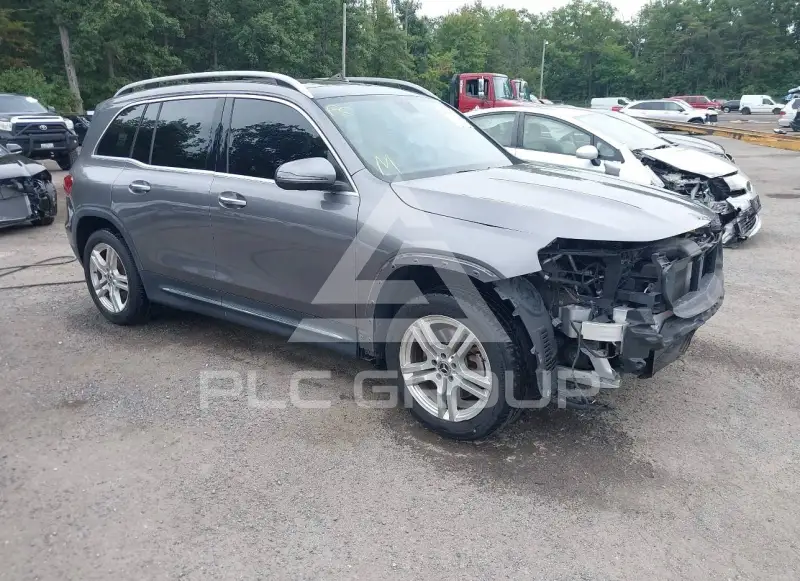 2020 Mercedes Benz GLB 250 photo