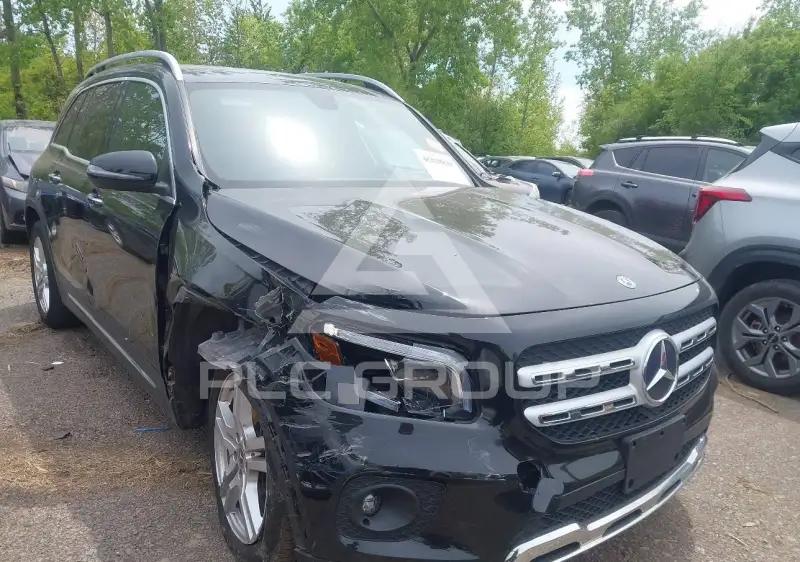 2020 Mercedes Benz GLB 250 фото