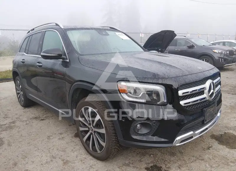 2020 Mercedes Benz GLB 250 photo
