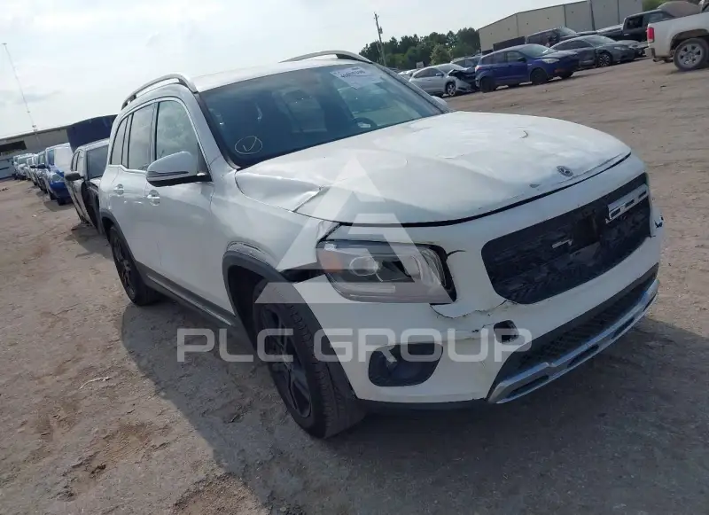 2020 Mercedes Benz GLB 250 фото