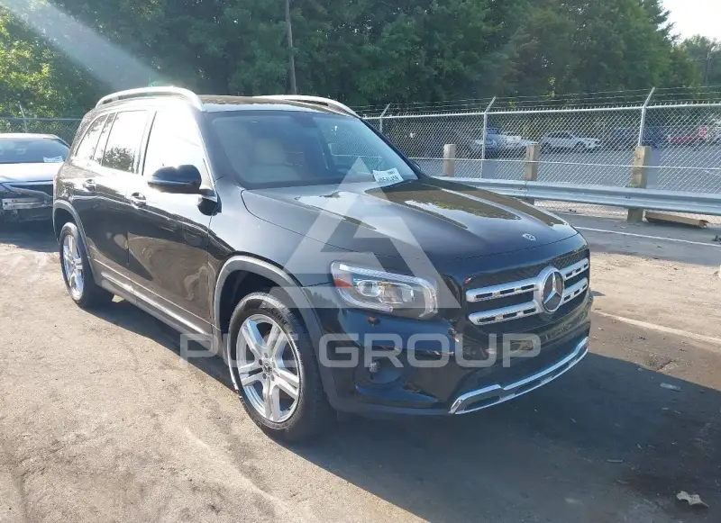 2020 Mercedes Benz GLB 250 фото