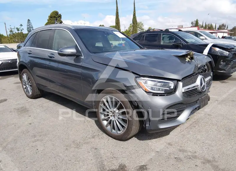 2020 Mercedes Benz GLC 300 фото