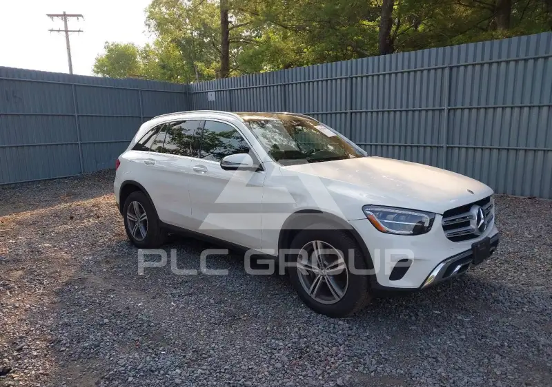 2020 Mercedes Benz GLC 300 фото