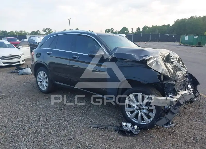 2020 Mercedes Benz GLC 300 фото