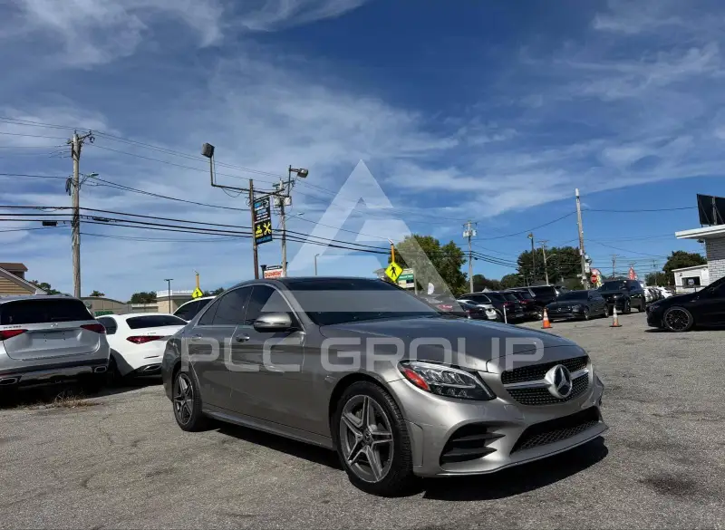 2020 Mercedes Benz C-Class фото