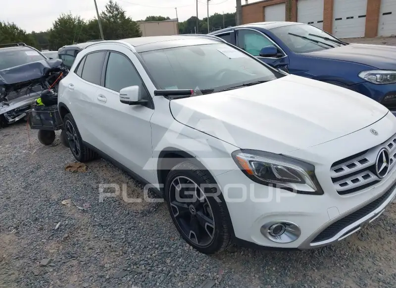 2020 Mercedes Benz GLA 250 photo