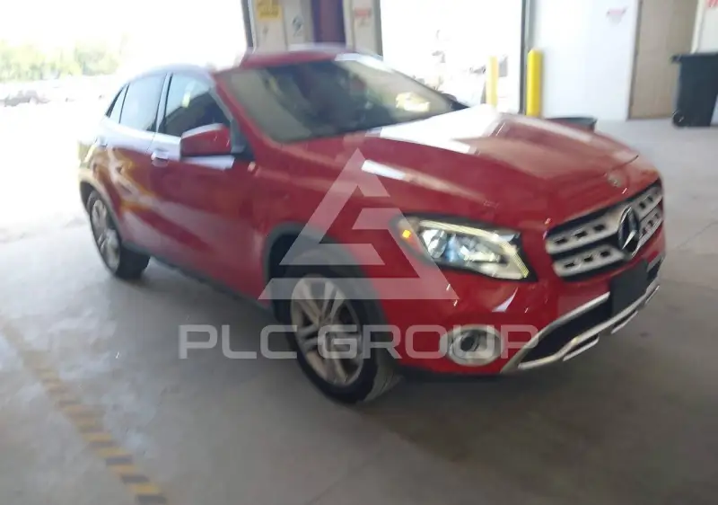 2020 Mercedes Benz GLA 250 фото