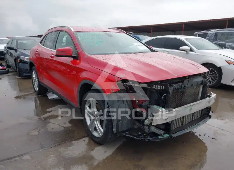 2020 Mercedes Benz GLA 250 фото