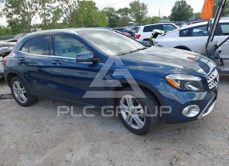 2020 Mercedes Benz GLA 250 фото