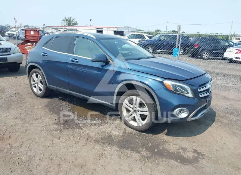 2020 Mercedes Benz GLA 250 photo