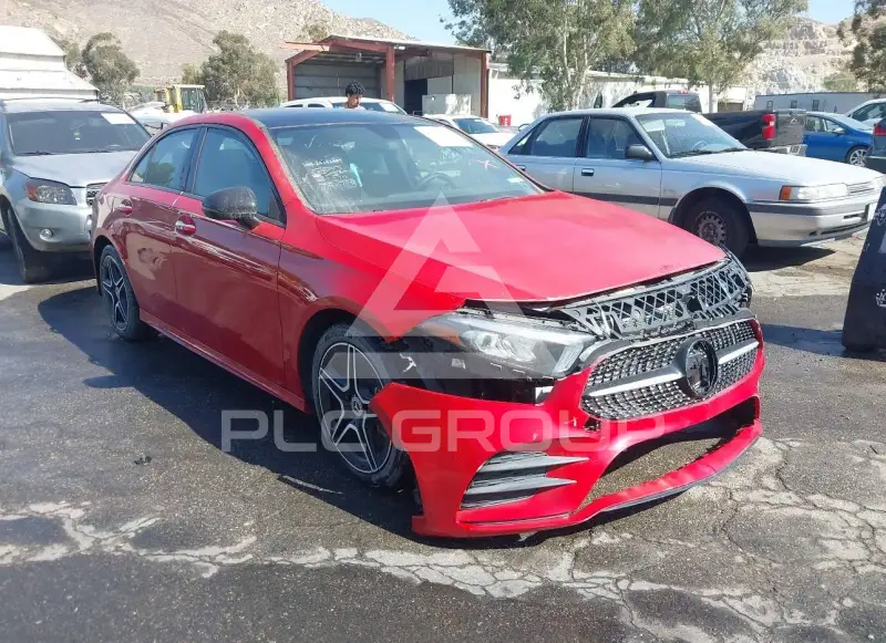 2020 Mercedes Benz A 220 photo