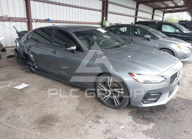 2020 Volvo S90 фото