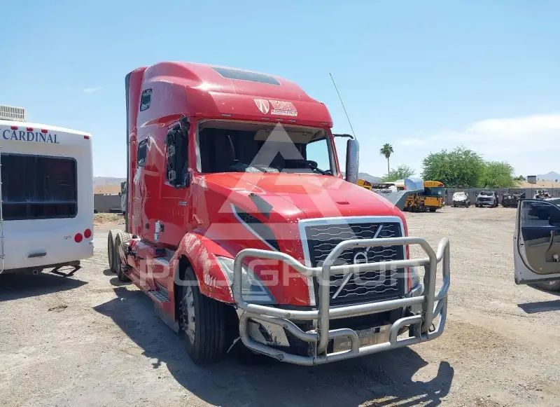 2020 Volvo VNL фото