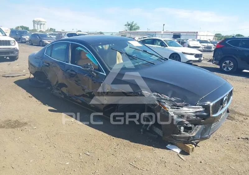 2020 Volvo S60 photo