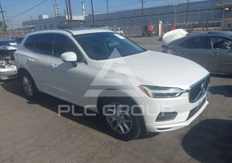 2020 Volvo XC60 photo