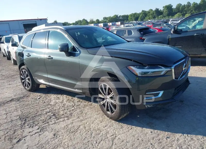 2020 Volvo XC60 photo
