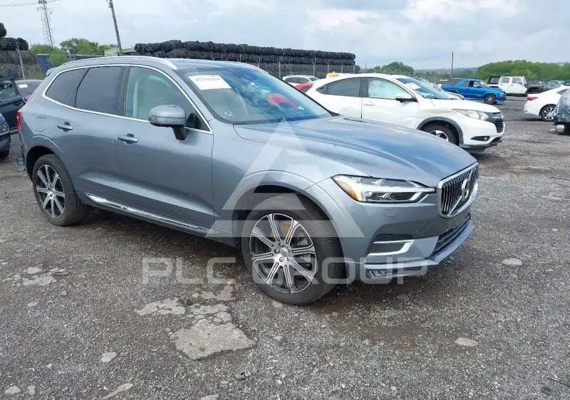 2020 Volvo XC60 фото