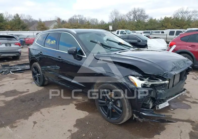 2020 Volvo XC60 фото