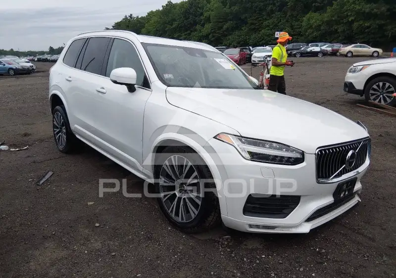 2020 Volvo XC90 photo