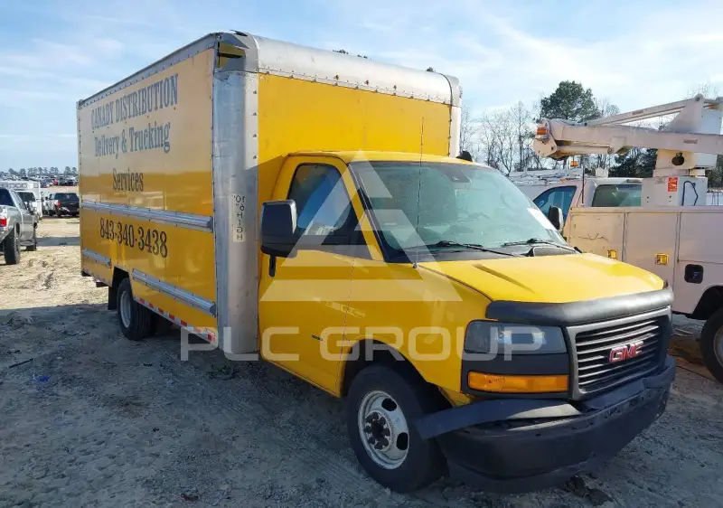 2020 GMC Savana фото