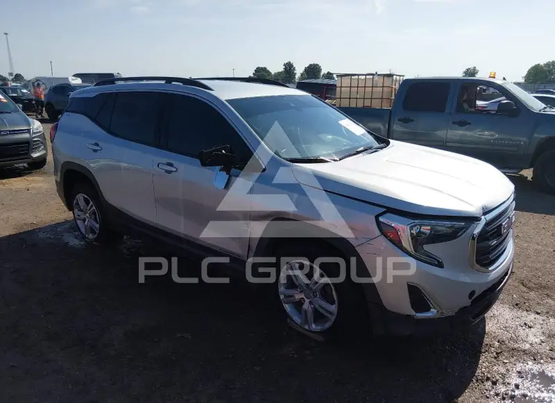2020 GMC TERRAIN photo