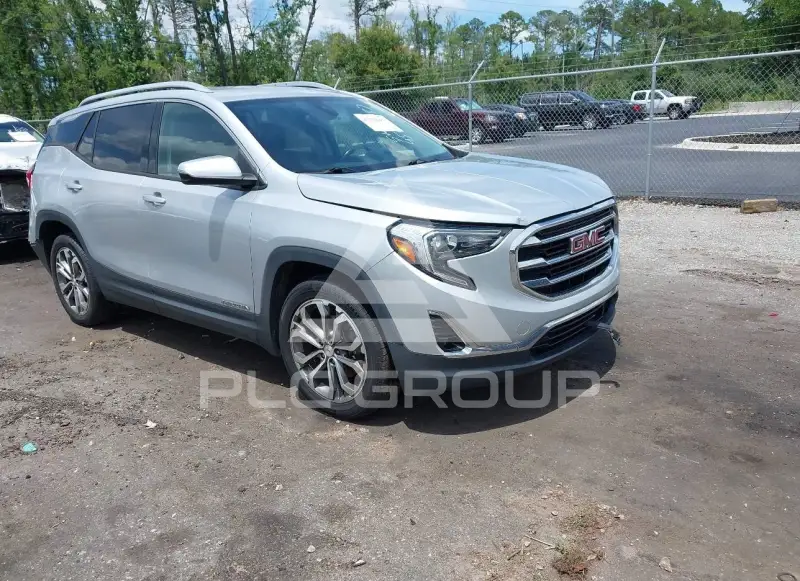 2020 GMC TERRAIN photo