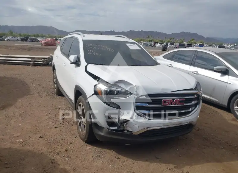 2020 GMC TERRAIN photo