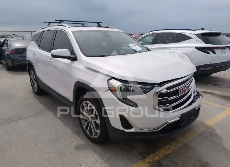 2020 GMC TERRAIN photo