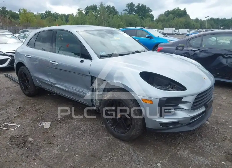 2020 Porsche MACAN photo
