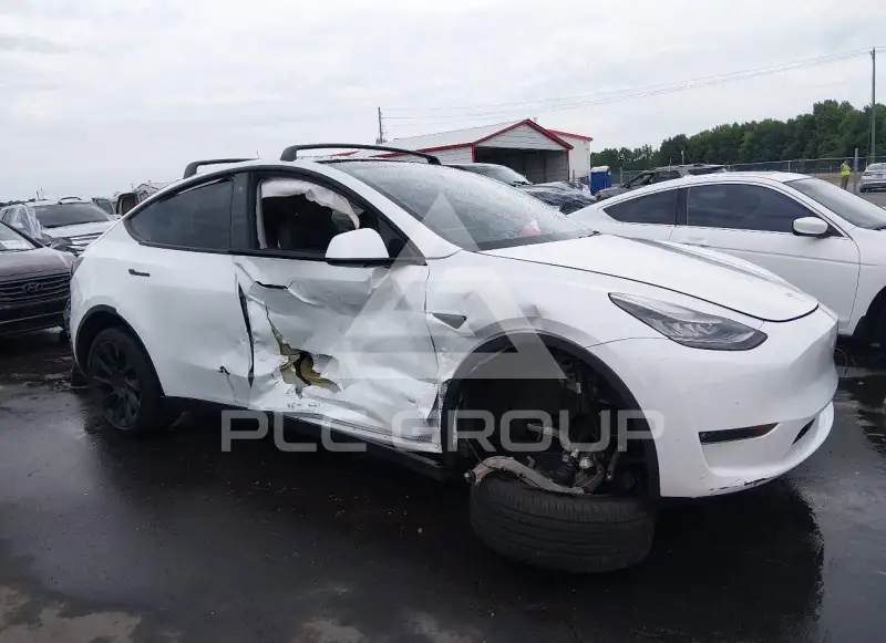 2020 Tesla Model Y фото
