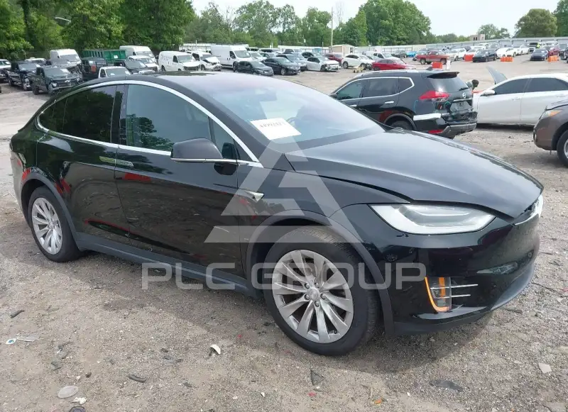 2020 Tesla Model X фото