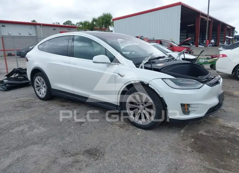 2020 Tesla Model X photo