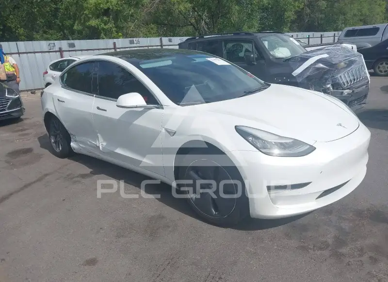 2020 Tesla Model 3 photo