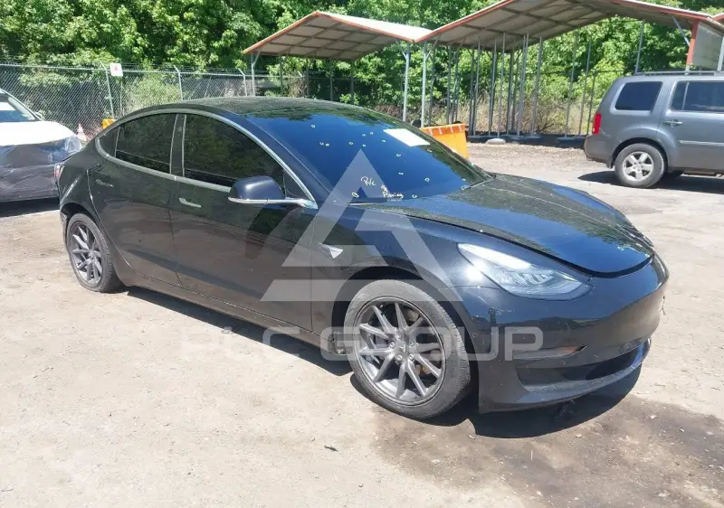 2020 Tesla Model 3 фото