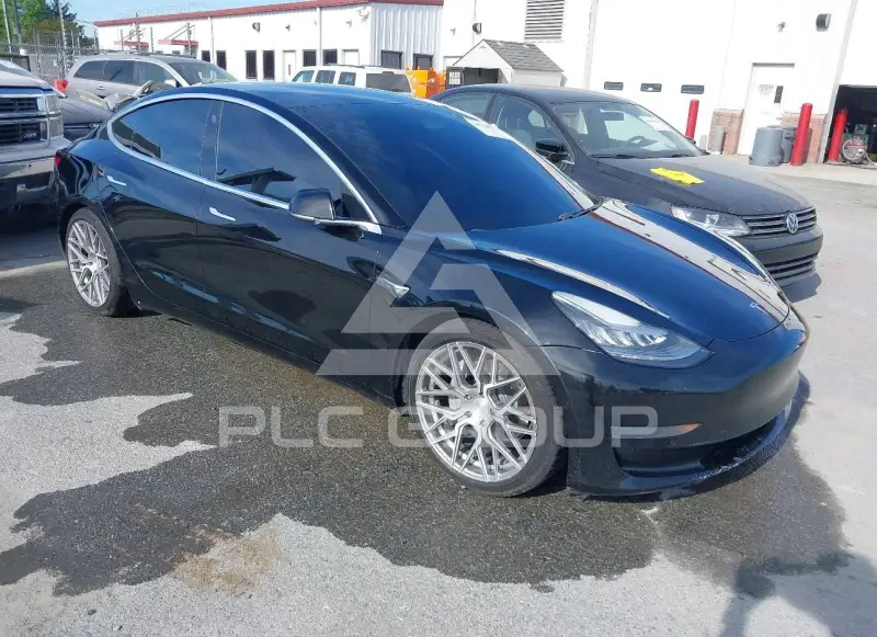 2020 Tesla Model 3 фото