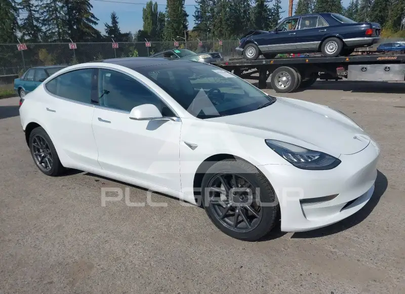 2020 Tesla Model 3 фото