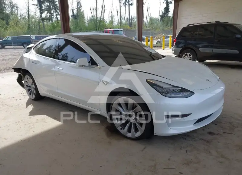2020 Tesla Model 3 фото