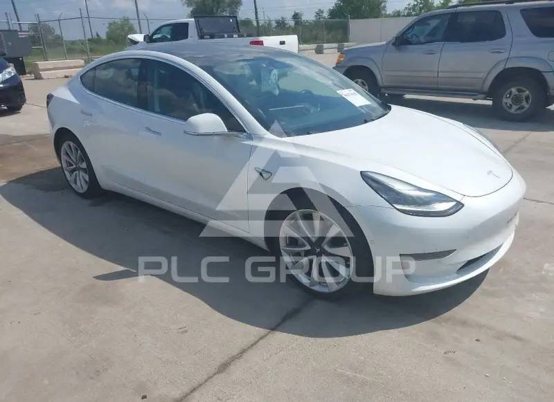 2020 Tesla Model 3 фото