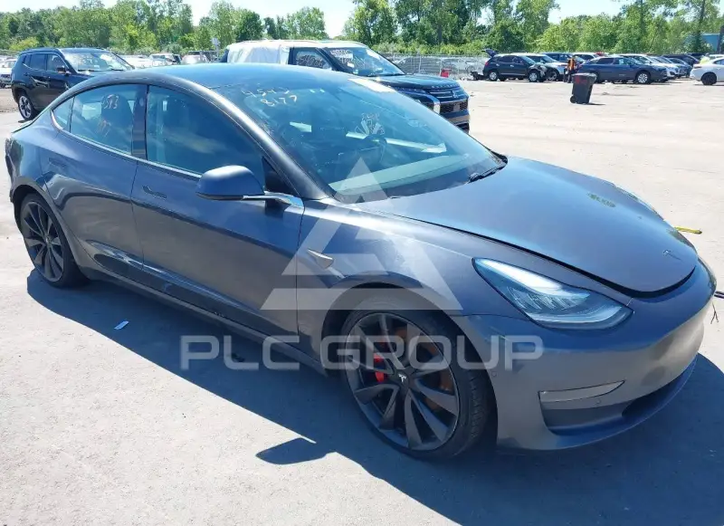 2020 Tesla Model 3 фото