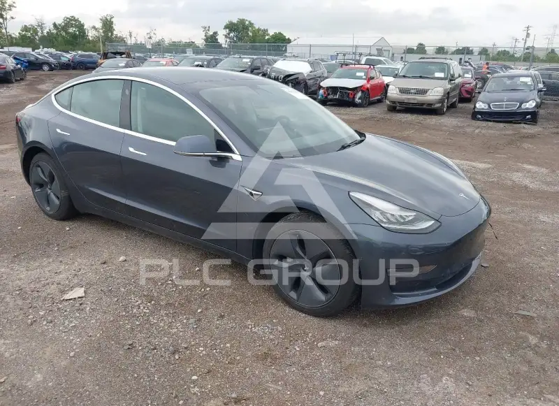2020 Tesla Model 3 фото