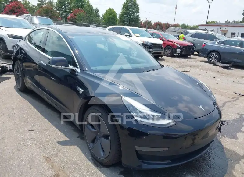 2020 Tesla Model 3 фото