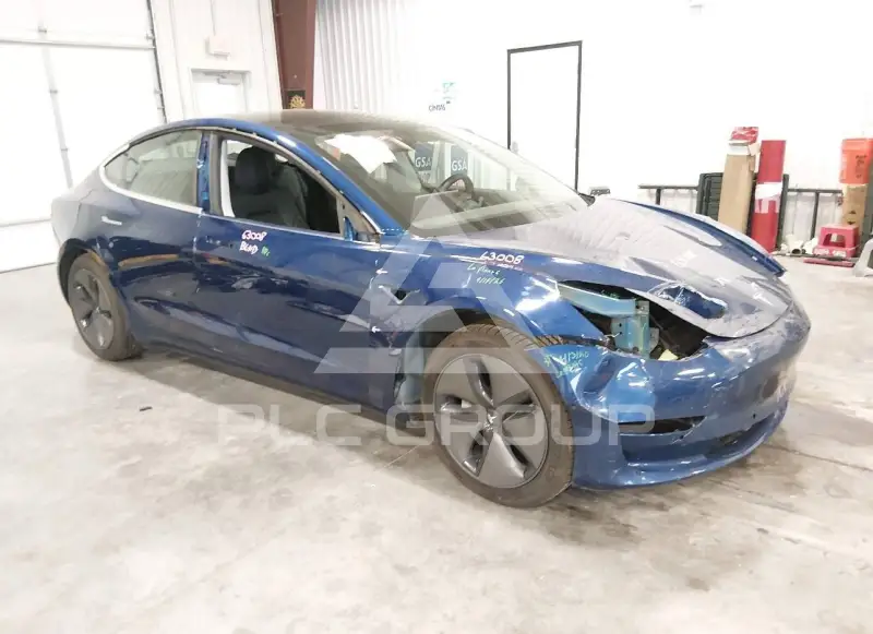 2020 Tesla Model 3 фото