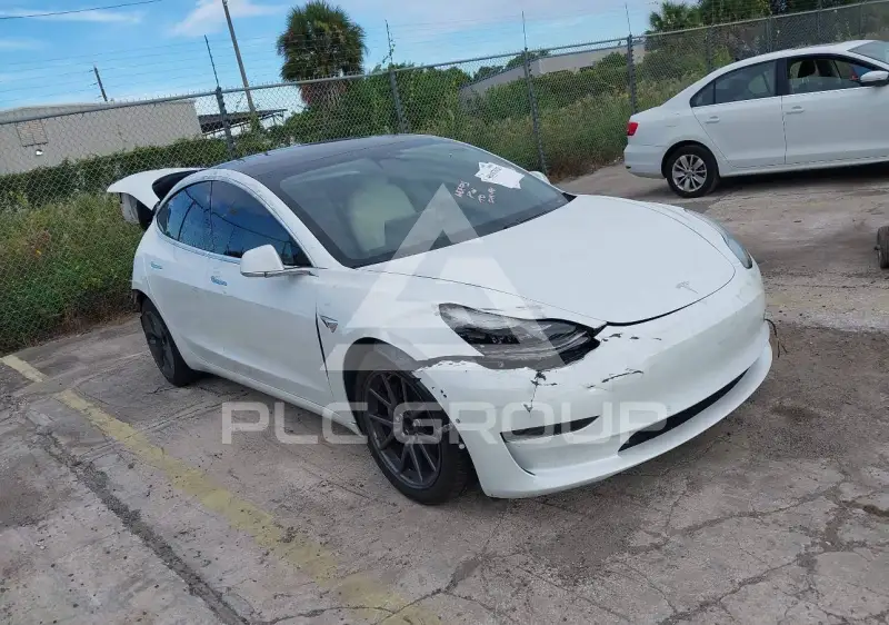 2020 Tesla Model 3 фото